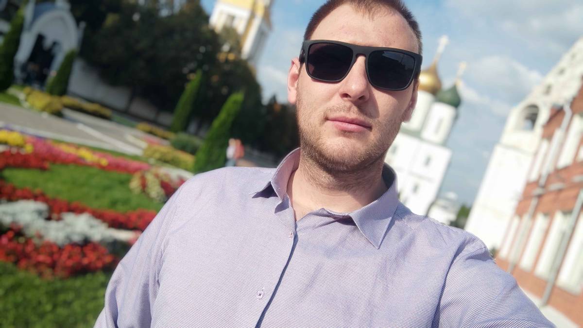 Михаил Ломакин